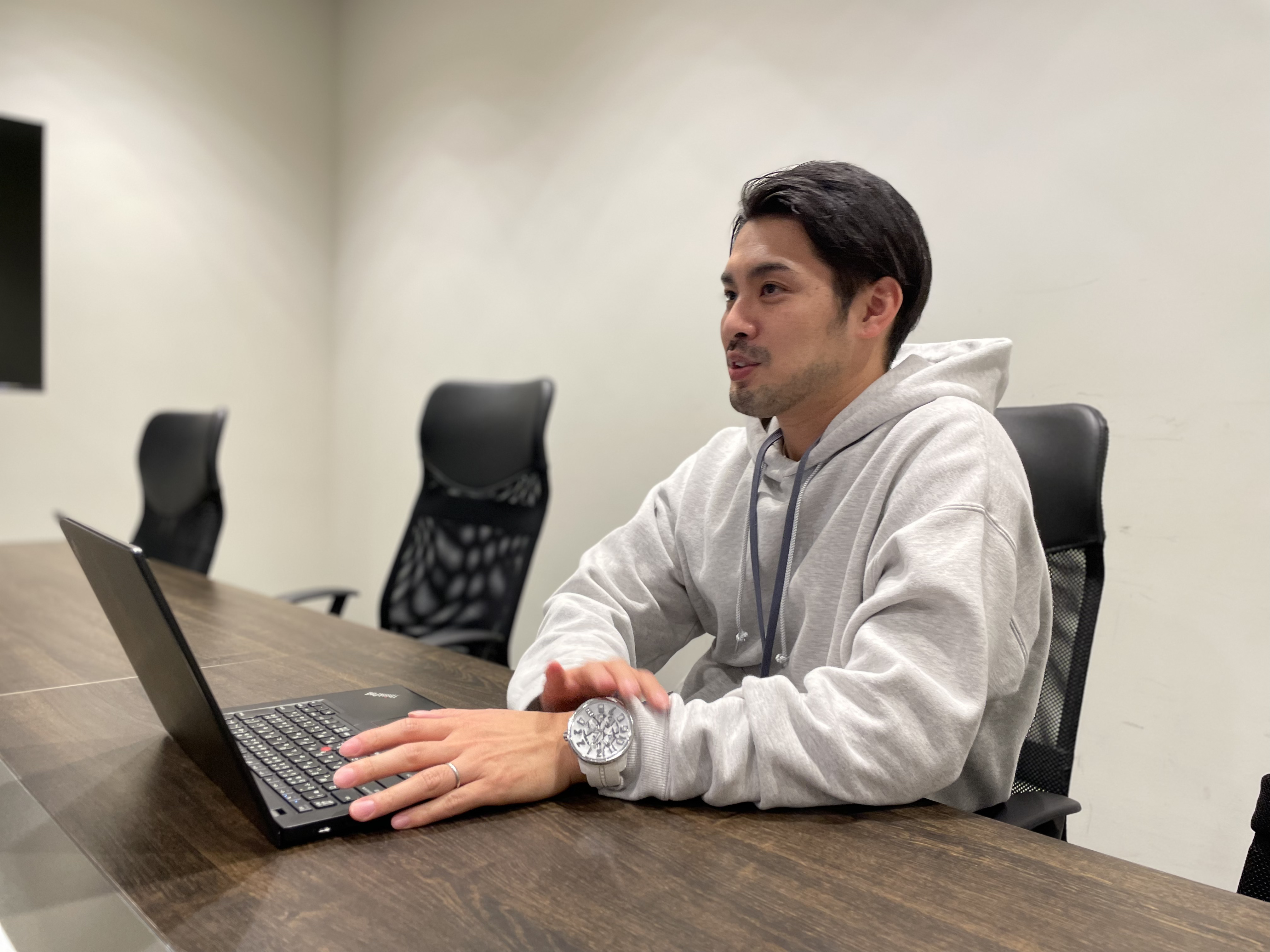 株式会社キューブ　スタッフインタビュー　海外営業 マネージャー